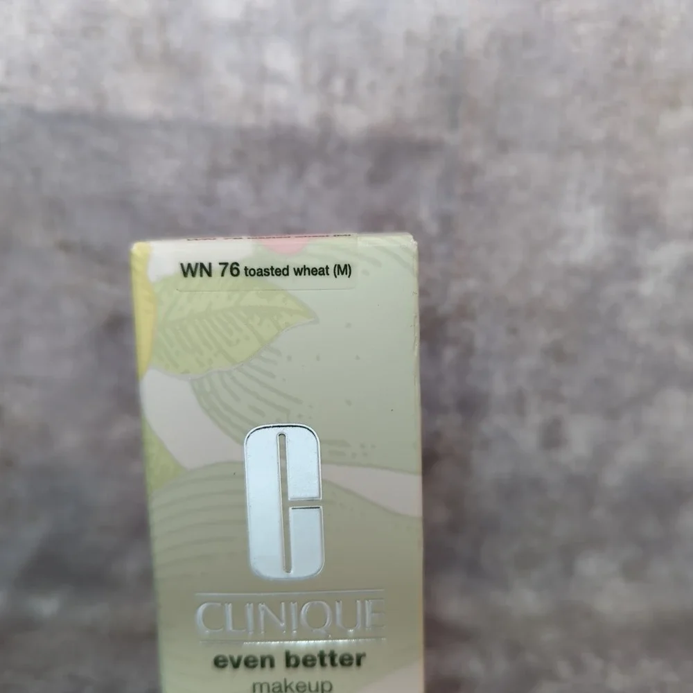 Clinique Even Better face Makeup Broad Spectrum SPF 15 Toasted Wheat WN76 1oz